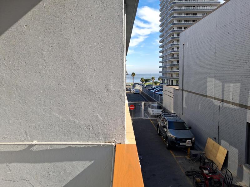0 Bedroom Property for Sale in Sea Point Western Cape